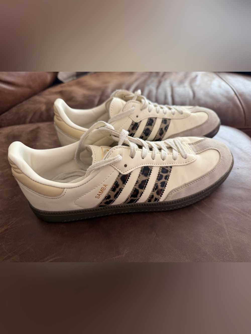 adidas Samba Sneakers in White & Black US 8.5